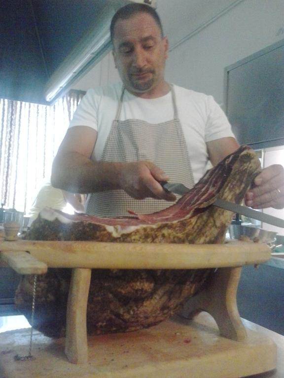 Apartment Agroturizam Radesic بوجي المظهر الخارجي الصورة